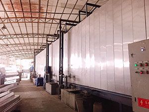 富騰鋁方通生産車間